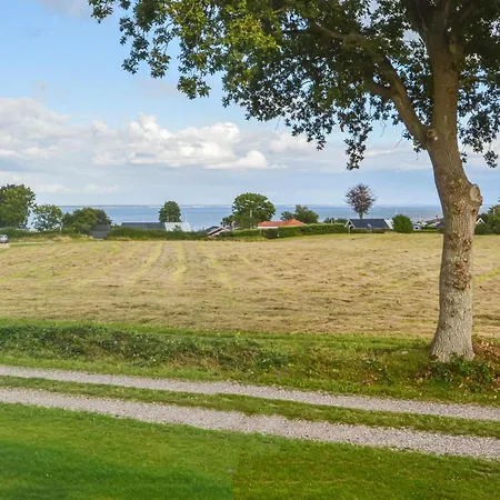 Stunning In With Kitchen Tatil Evi